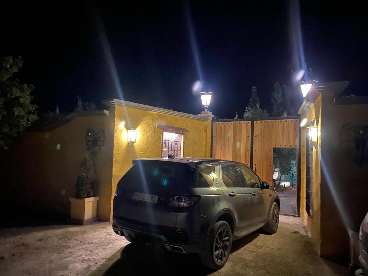 Cortijo Bustamante Guest House บาซา ภายนอก รูปภาพ
