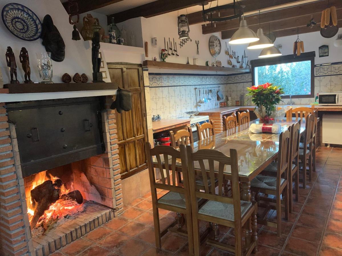 Cortijo Bustamante Guest House บาซา ภายนอก รูปภาพ