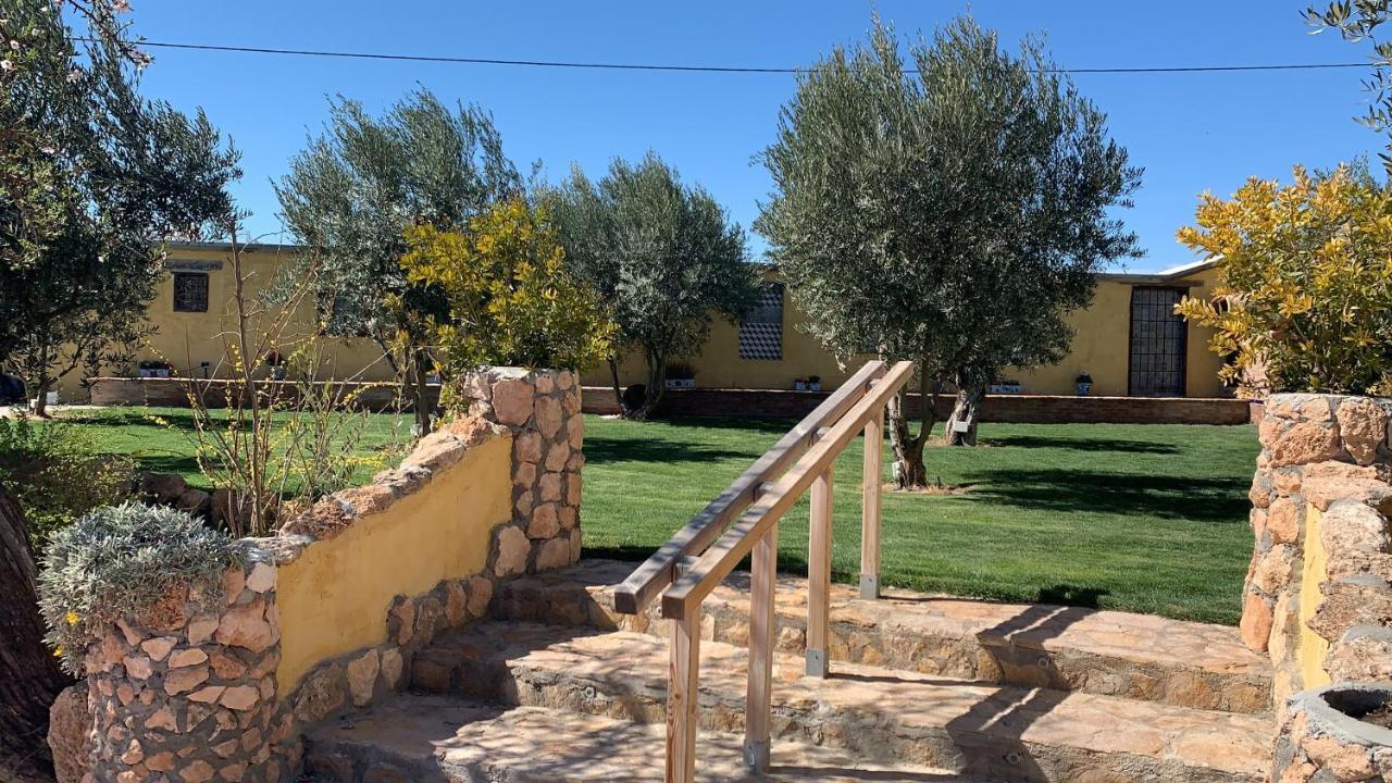 Cortijo Bustamante Guest House บาซา ภายนอก รูปภาพ