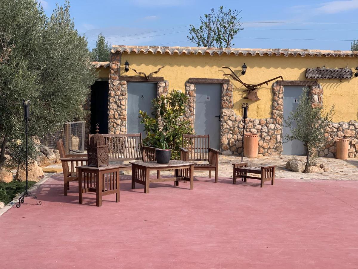Cortijo Bustamante Guest House บาซา ภายนอก รูปภาพ