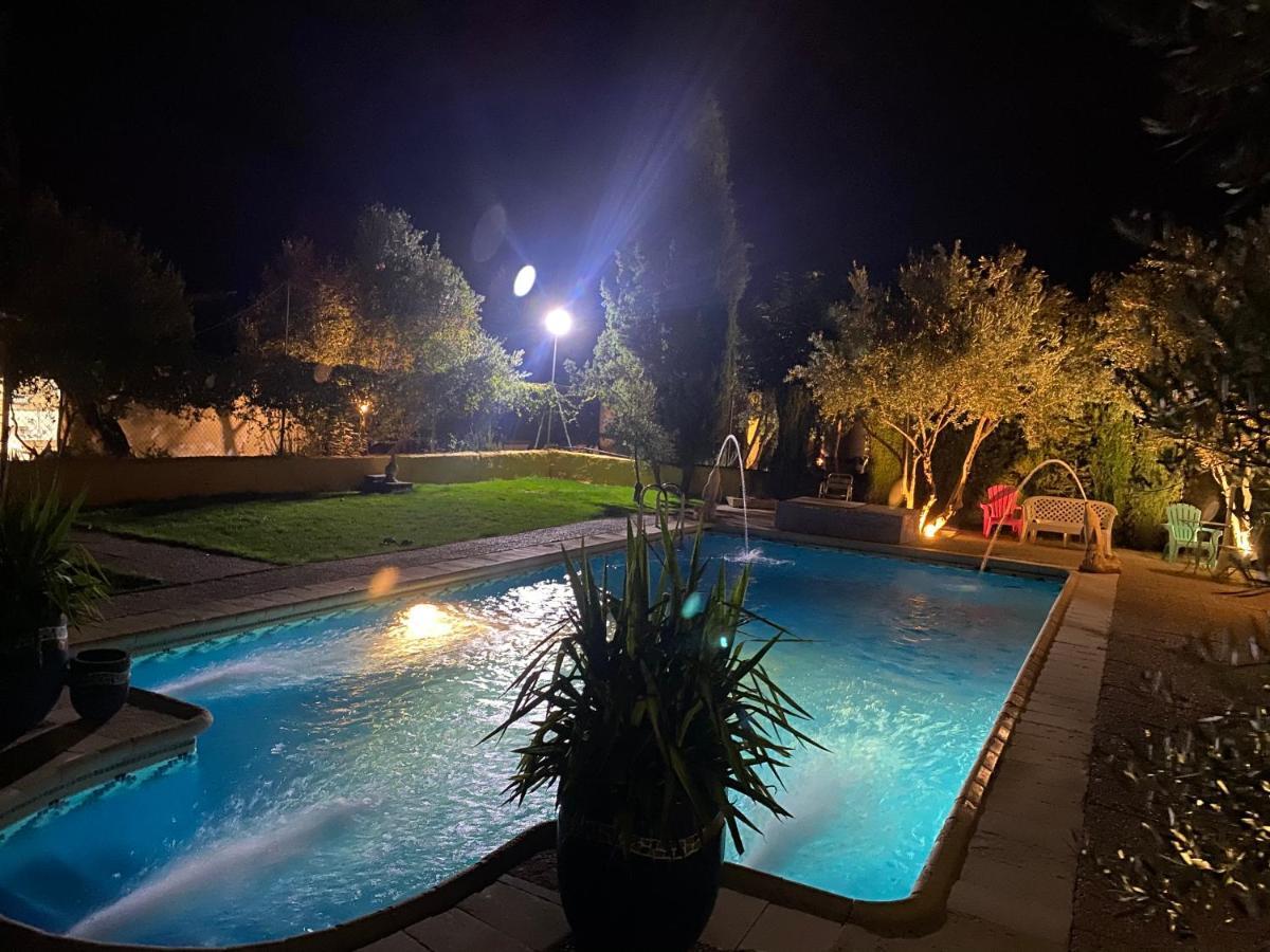 Cortijo Bustamante Guest House บาซา ภายนอก รูปภาพ