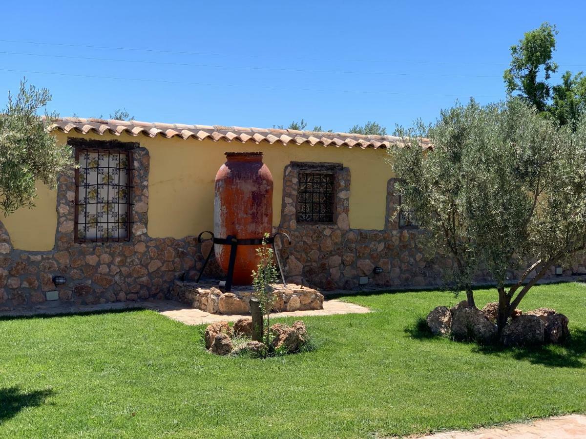 Cortijo Bustamante Guest House บาซา ภายนอก รูปภาพ