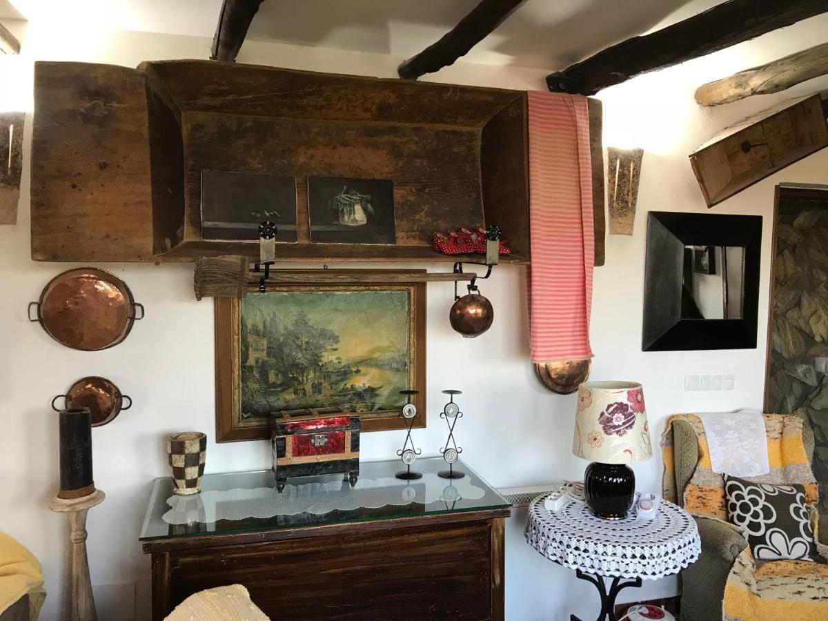 Cortijo Bustamante Guest House บาซา ภายนอก รูปภาพ